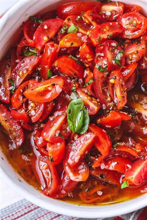 How many calories are in marinated tomato salad - calories, carbs, nutrition