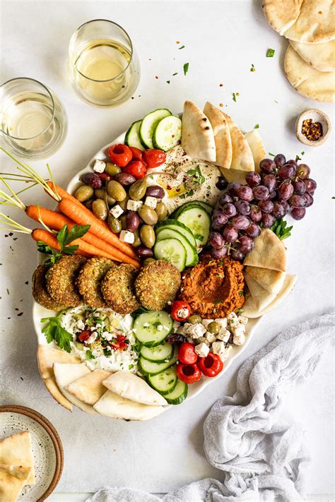 How many calories are in mediterranean platter - calories, carbs, nutrition