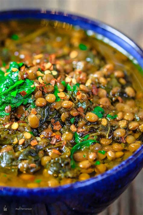 How many calories are in mediterranean spinach and lentil soup - calories, carbs, nutrition