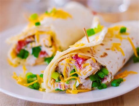 How many calories are in mexi chicken wrap, pepper jack cheese - calories, carbs, nutrition