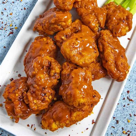 How many calories are in mild buffalo wings (boneless) - calories, carbs, nutrition