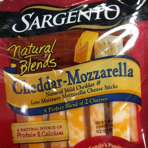 How many calories are in mild cheddar cheese snack sticks - calories, carbs, nutrition