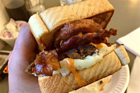 How many calories are in mile high meatloaf sandwich - calories, carbs, nutrition