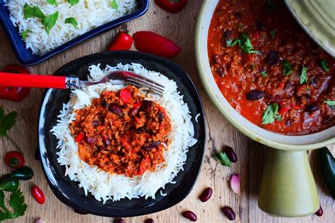 How many calories are in minced beef chilli con carne. 100% irish beef - calories, carbs, nutrition