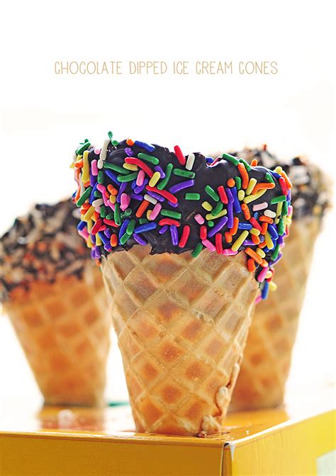 How many calories are in mini chocolate dipped ice cream cone - calories, carbs, nutrition