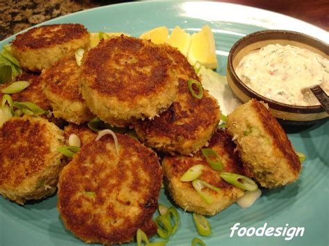 How many calories are in mini salmon cakes - calories, carbs, nutrition