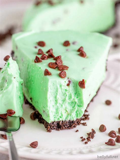 How many calories are in mint chocolate chip cheesecake - calories, carbs, nutrition