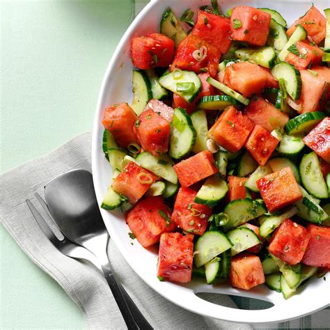 How many calories are in minty cucumber salad - calories, carbs, nutrition