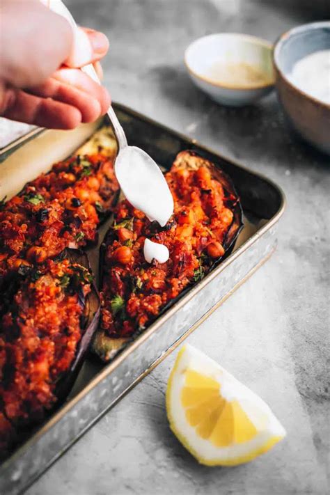 How many calories are in moroccan style stuffed aubergine - calories, carbs, nutrition