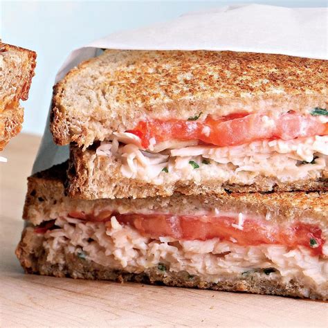 How many calories are in morrie's turkey and tomato panini - calories, carbs, nutrition