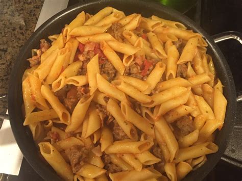 How many calories are in mostacciolo - calories, carbs, nutrition