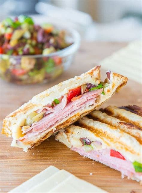 How many calories are in muffuletta panini - calories, carbs, nutrition