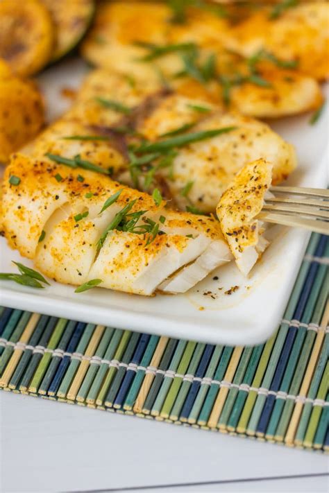 How many calories are in mushroom stuffed fish rolls(orange roughy) - calories, carbs, nutrition