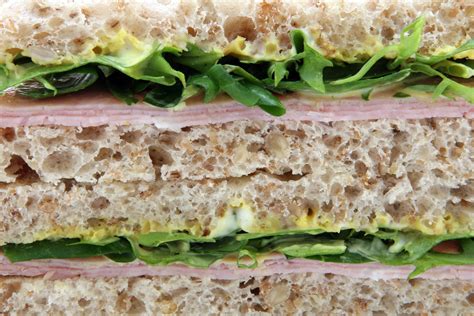 How many calories are in mustard and ham sandwich brown bread - calories, carbs, nutrition