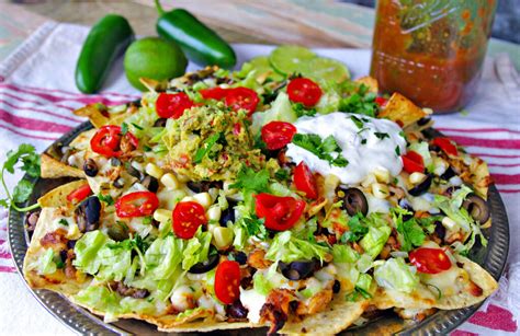 How many calories are in nachos chile smashed avocado chicken - calories, carbs, nutrition