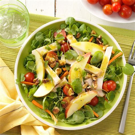 How many calories are in napa cabbage, smoked turkey, apple salad - calories, carbs, nutrition