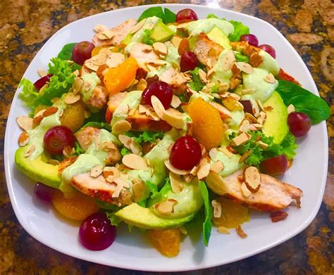 How many calories are in napa valley chicken entree salad - calories, carbs, nutrition