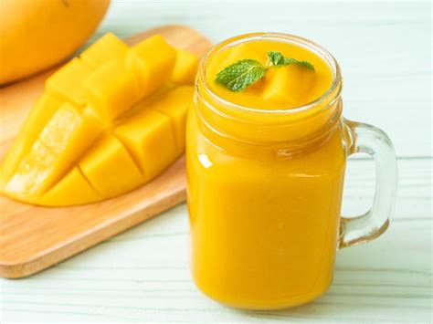 How many calories are in natural smoothie mango carrot soy 16 oz - calories, carbs, nutrition