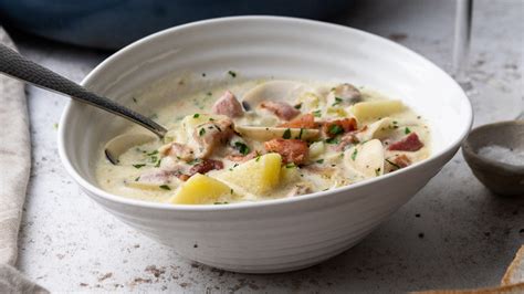 How many calories are in new england style clam chowder - calories, carbs, nutrition