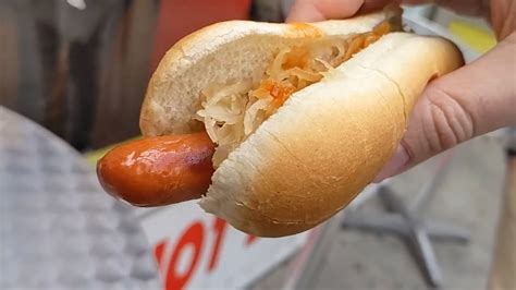 How many calories are in new york hot dog - calories, carbs, nutrition