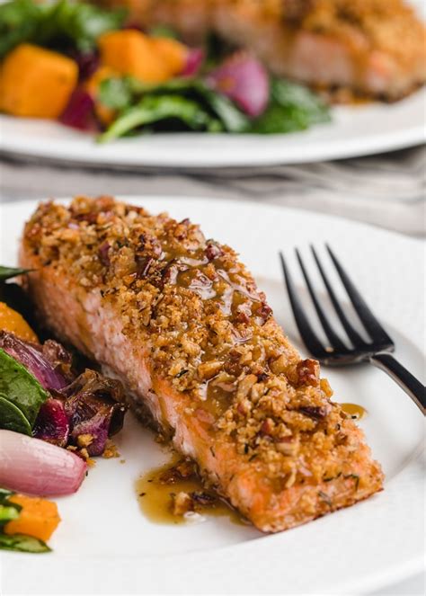 How many calories are in oat encrusted salmon with bbq glaze - calories, carbs, nutrition