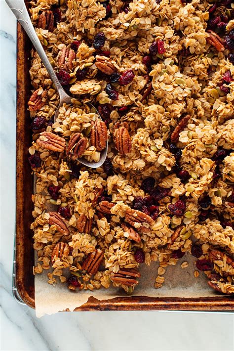 How many calories are in oatmeal cookies granola - calories, carbs, nutrition