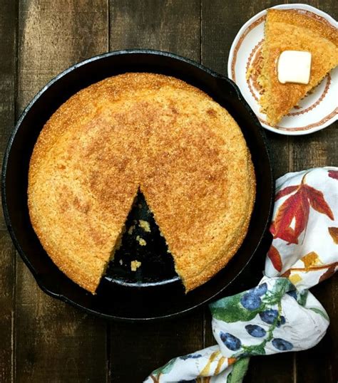 How many calories are in old fashioned cornbread - calories, carbs, nutrition