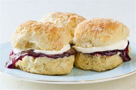 How many calories are in old fashioned scones - calories, carbs, nutrition