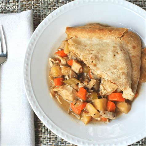 How many calories are in old fashioned turkey pot pie - pastry topped - calories, carbs, nutrition