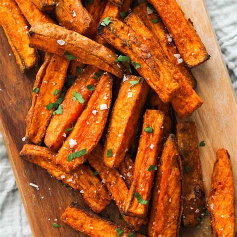 How many calories are in on chips - sweet potato skin on wedges - calories, carbs, nutrition