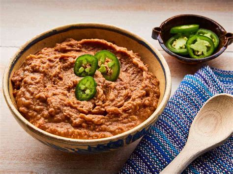 How many calories are in on the border, refried beans - calories, carbs, nutrition