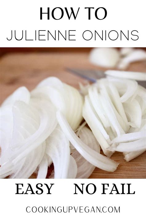 How many calories are in onion yellow caramelized julienne 1/4