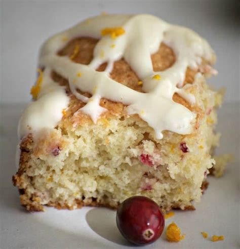 How many calories are in orange cranberry coffee cake - calories, carbs, nutrition