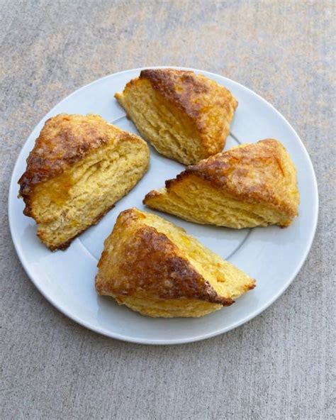 How many calories are in orange scone - calories, carbs, nutrition