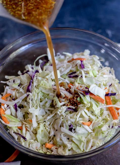 How many calories are in organic vinaigrette cole slaw - calories, carbs, nutrition