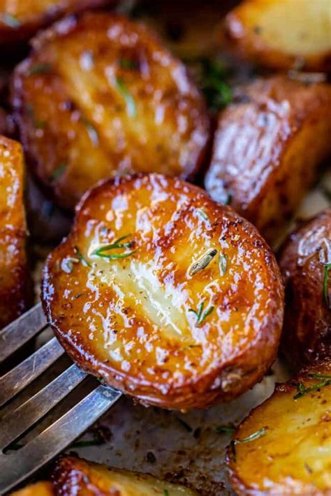 How many calories are in oven roasted garlic red potatoes - calories, carbs, nutrition