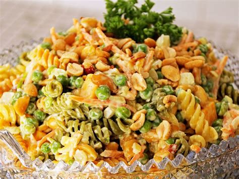 How many calories are in pacific pasta salad with peanuts - calories, carbs, nutrition