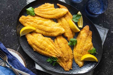 How many calories are in pan fried catfish - calories, carbs, nutrition