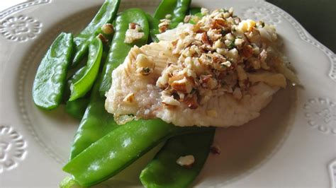 How many calories are in pan-seared tilapia with almond browned butter and pea pods - calories, carbs, nutrition