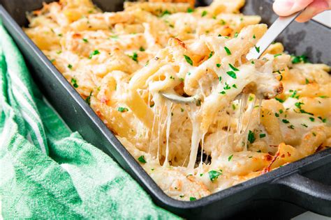 How many calories are in pandinis pasta baked chicken alfredo - calories, carbs, nutrition