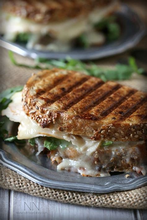 How many calories are in panini turkey brie (bison) - calories, carbs, nutrition