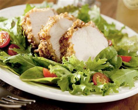 How many calories are in panko chicken, pecan salad - calories, carbs, nutrition