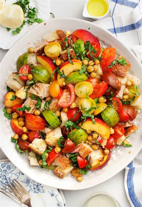 How many calories are in panzanella salad (28932.9) - calories, carbs, nutrition