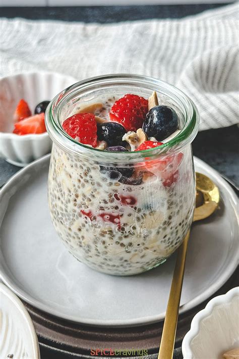 How many calories are in parfait 9 oz overnight oats chia carrot raisin - calories, carbs, nutrition