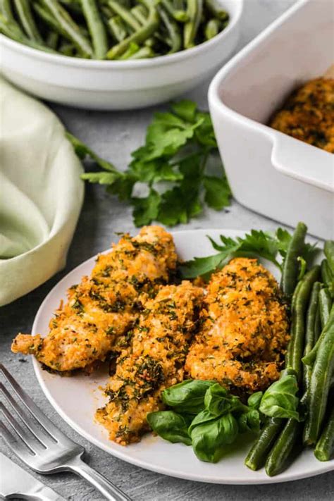 How many calories are in parmesan herb crusted chicken - calories, carbs, nutrition