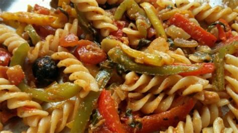 How many calories are in pasta rustica with chicken - calories, carbs, nutrition