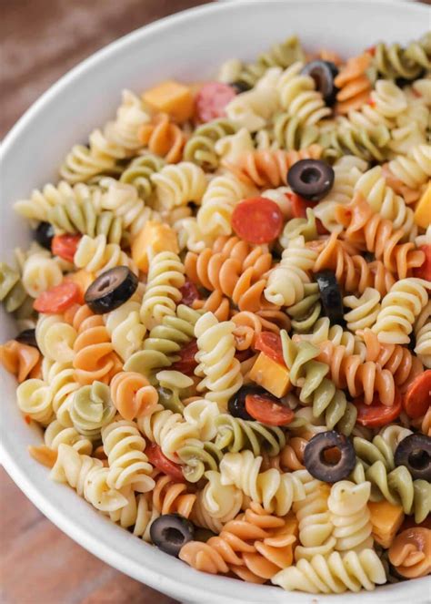 How many calories are in pasta salad with peppers onions herbs and italian dressing (107819.0) - calories, carbs, nutrition