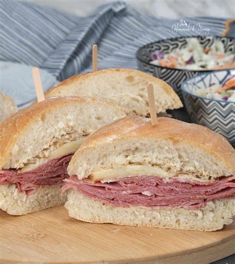 How many calories are in pastrami reuben panini (36731.2) - calories, carbs, nutrition