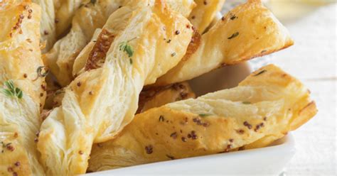 How many calories are in pastry twists with honey and almonds - calories, carbs, nutrition