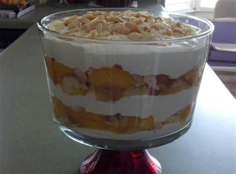 How many calories are in peach nut trifle, topped - calories, carbs, nutrition